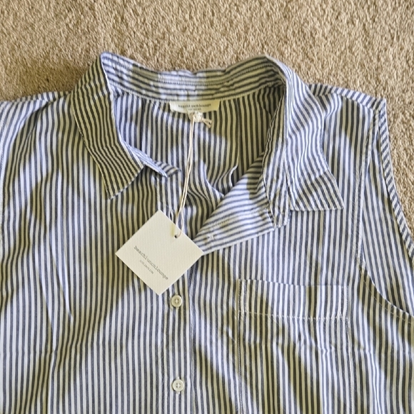 Beachlunchlounge Blue Button Down Shirt - Picture 2 of 7